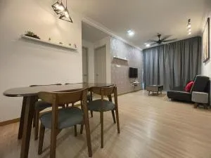 The Wave - Kota Laksamana -- Pool View -- 6 pax - Tranquerah