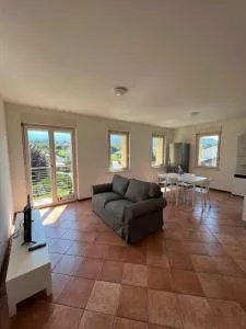 Cavallo, bilocale vista montagne - Cesa