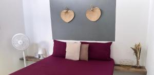 Yay Lodge SIARGAO, private room 2 with AC & hot shower and fast Starlink Wifi