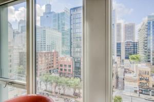 W Loop Studio w pool gym lounge nr L CHI-749