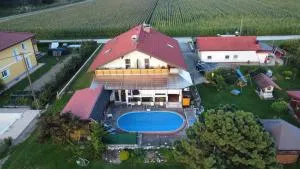 Christis Apartments - Sankt Michael ob Bleiburg