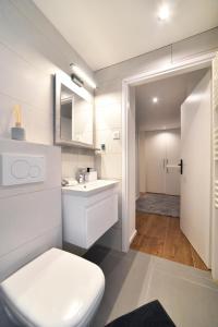 Optima Apartment Zagreb - Spacious Central Stay
