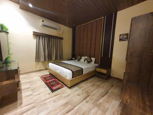 FOCUS CLUB AND RESORT