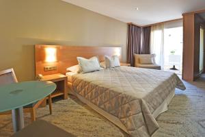 Hotels Hotel Le Rocher : photos des chambres