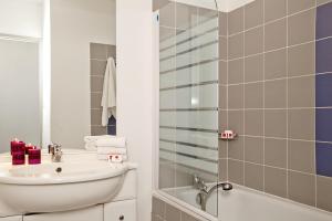 Appart'hotels Apparthotel Sejours & Affaires Manosque : Studio avec Lit Double