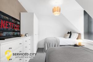 SCA-Arden House 10min to NEC Sleeps 6 Parks 2 Vans