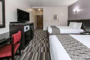 Queen Room with Two Queen Beds - Non-Smoking room in Microtel Inn & Suites by Wyndham Oklahoma City Airport