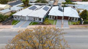 Renmark River Villas and Boats & Bedzzz