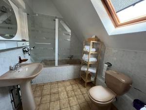 Maisons de vacances Gite des 5 cigognes rouge : photos des chambres