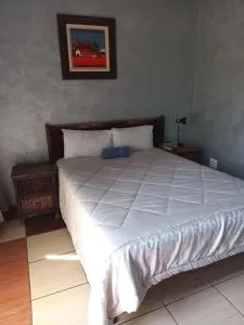 Petra Lodge - 弗里尼欣