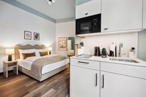 Suite room in limehome Berlin Stresemannstr