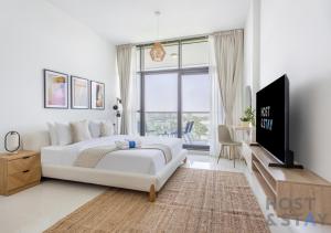 Studio in Jasmine, Damac Hills - Host & Stay