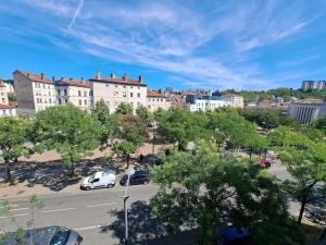 Appartements Le Valmy: appartement lumineux au pied du metro : photos des chambres