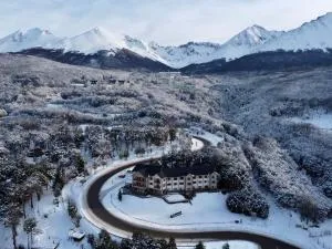 Altos Ushuaia Hotel & Resto - Timaukel
