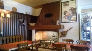Hotels Les Touristes : photos des chambres