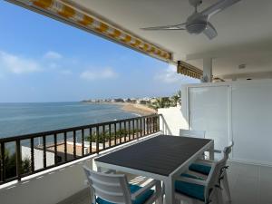 Playa Cargador, vista frontal, céntrico.