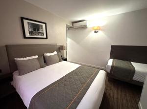 Hotels Timhotel Opera Madeleine : Chambre Triple (3 Adultes)