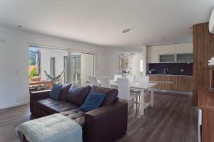 Amazing Sintra Retreat W Pool by LovelyStay