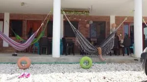 DONDE...MONIK - Umbría