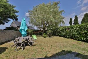 Maisons de vacances Gite Louannec - Ty Bleiz : Maison 2 Chambres