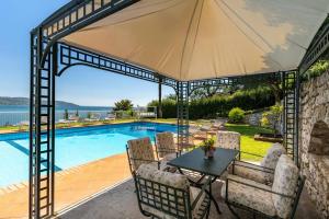 Villa Aurora- Villa esclusiva con piscina e splendida vista lago
