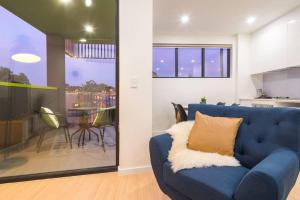 Canopy at 44 Ovingham