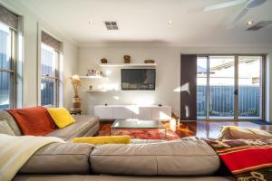 The Arlington - Easy Stay near Entertainment & CBD