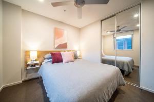 Huttside Luxury Central Secure Car park