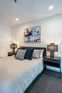 Onyx on North Tce CBD Penthouse Pool Parking