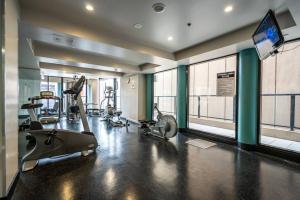 Onyx on North Tce CBD Penthouse Pool Parking