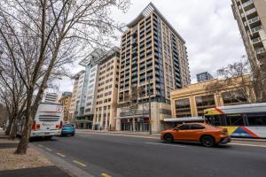 Onyx on North Tce CBD Penthouse Pool Parking