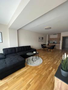 Apartment33