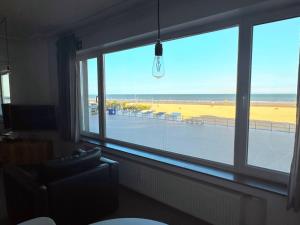 Oostende zeezicht Majestic 1