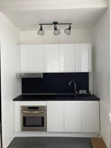 Black & White Harmony