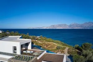 IREMIA SEAFRONT VILLA, Timeless Lifestyle - Mardhátion