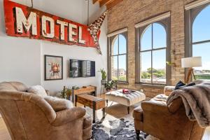 The Goatel - 1 bdrm apartment - 4hvězdičkové hotely ve městě Milwaukee