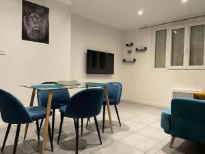 Logement Rénové - Une Expérience Unique - Wifi Gratuit - 3hvězdičkové hotely ve městě Grenoble