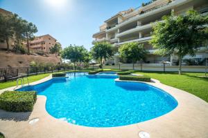 OASIS BEACH MASCARAT