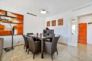 OASIS BEACH MASCARAT