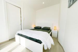 #FT Le Duplex Quiet & Renovated