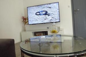 Apartments with a parking space Sinj, Zagora - 21628