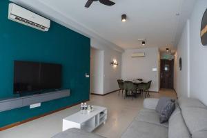 Family Seaview Suite with 3 Rooms by The Only Bnb
