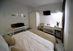 konak rooms l Skanderbeg Square