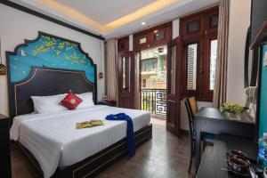 Queen Light Hotel - Ha Noi Old Quater
