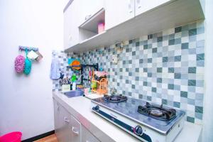 Harsari Syariah with Karaoke and Balcony