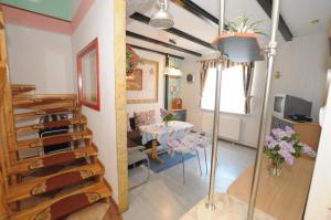 Two-Bedroom House room in Cztery Pory Roku