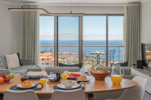 Caniço VII by An Island Apart