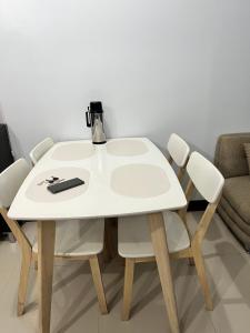 Manhattan Parkview in Araneta City with Pool view