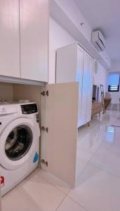 Cozy & Homely Chambers KL@3 Mins Walking Distance to LRT & Monorail