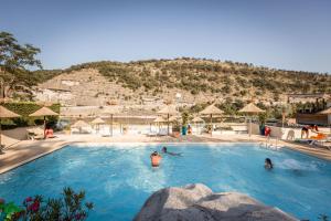Campings Aloha plage camping 4etoiles : photos des chambres